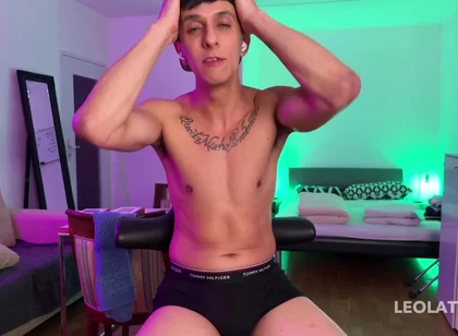 Leo Latte Almost 2-hour Livestream - Teasing, Stripping & Underwear Show