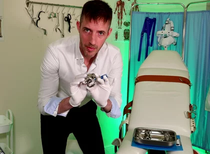 The Doctor Thinks Chastity Is the Only Option (4k)