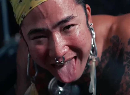 Kinky Drinks His Own Pee With Yoshi Kawasaki