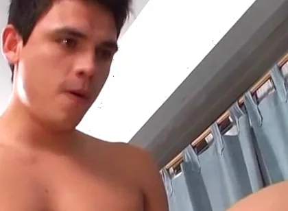 Sporty Twinks Get Turned on Looking at Dicks!