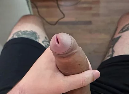 Suck That Big Penis - More on - Lkingsbr1