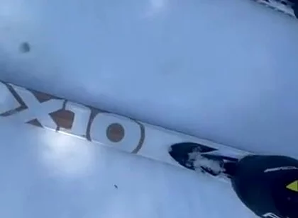 Pissing During a Nordic Ski Session