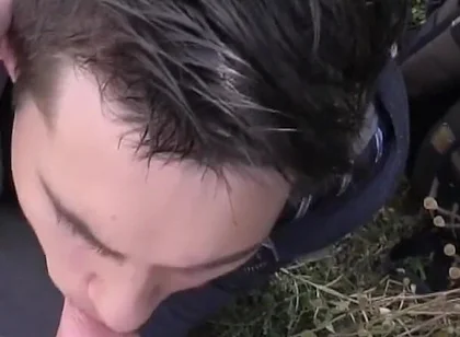 Amateur Student Deepthroats Cock