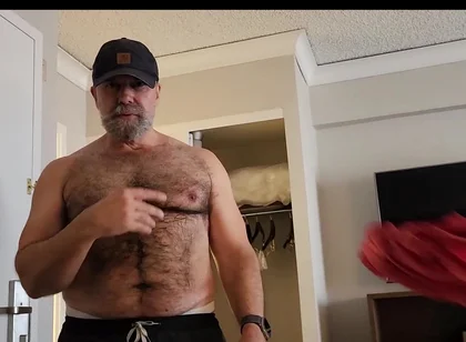 Hot Stepdaddy Bear Sucking My Big Ginger Dick When He Got Home From the Gym