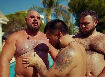 Poolside Cream Rubdown: Four Hands Slick up a Needy Sub, Sandwiched