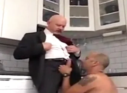 Biker sucking big cock cum