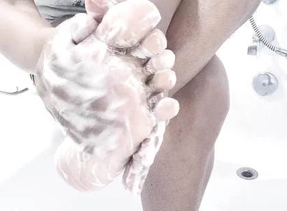 I Clean Sensually My Feet (2025)