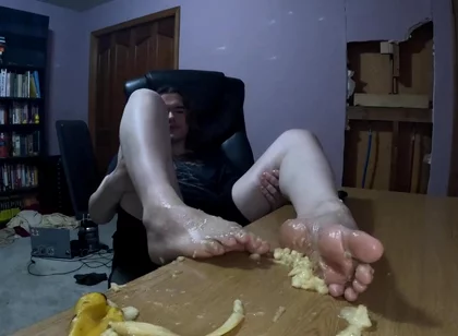 Having Fun with a Banana - Crush & Self Foot Worship