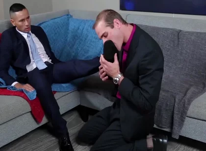 Gabriel Dalesandro And Jonah Marx In X Gentlemens Closet: Undressing Dalesandro