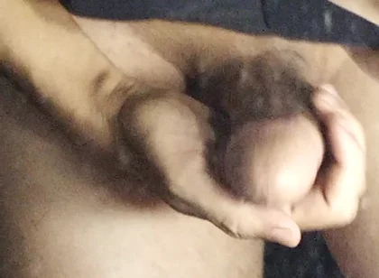 New Pictures of an Arab Penis After Showering
