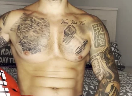 Boxing Cum with No Hands