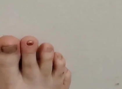 11-26-2025 Cute Little Toes