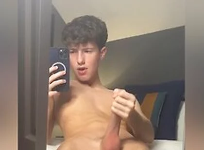 Twink Flexes And Jerks Off In Mirror - Tpk