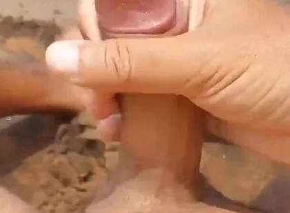 Ladysilva on the Beach Jerking off and Cumming a Lot