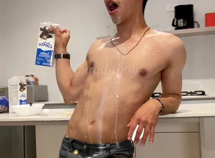 Shower Milk and Cum