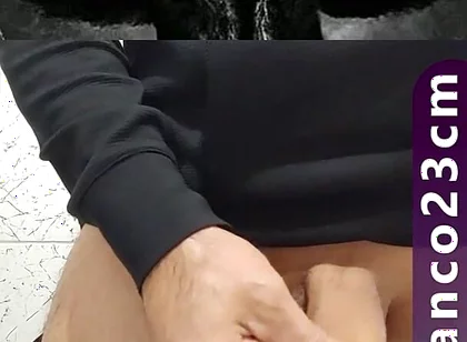 Peeing and Clapping with a Stick
