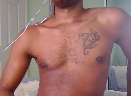 Kennie Jai Shows off on Cam
