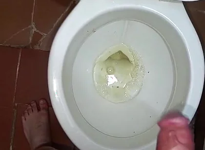 Compilation of Horny Twinks Peeing and Masturbating