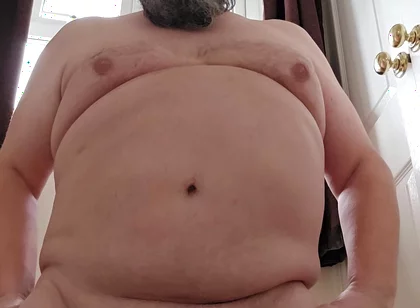 Kneeling Nude Wank to Camera