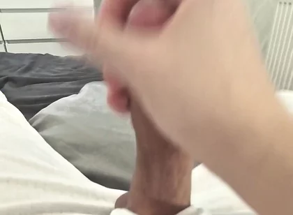 Chilled-out Wank in White Thermals While Watching Porn